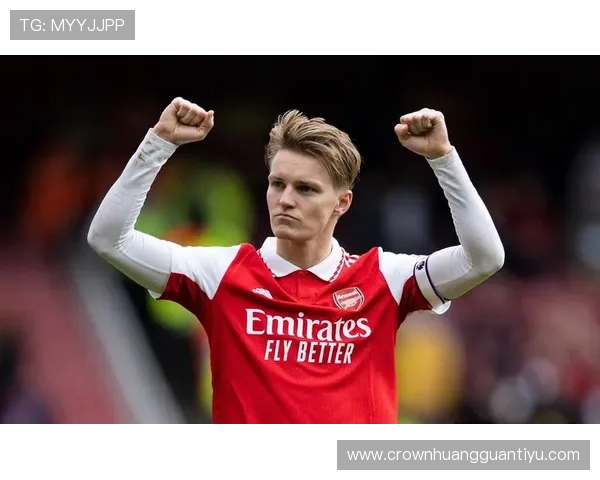 厄德高 vs 德布劳内：进攻型中场的不同答案