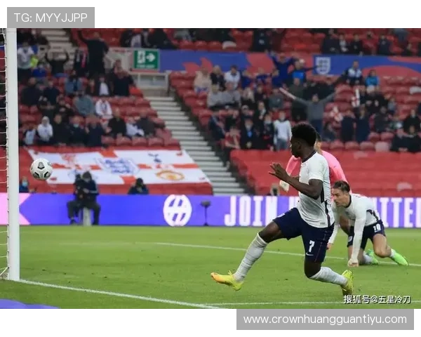 相比上赛季，本赛季萨卡接管右路更常直塞撕破防线